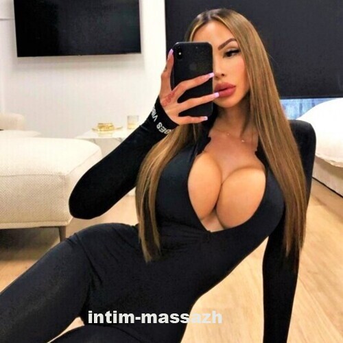 Массажистка Карина 13758 Массажистка Карина 13758